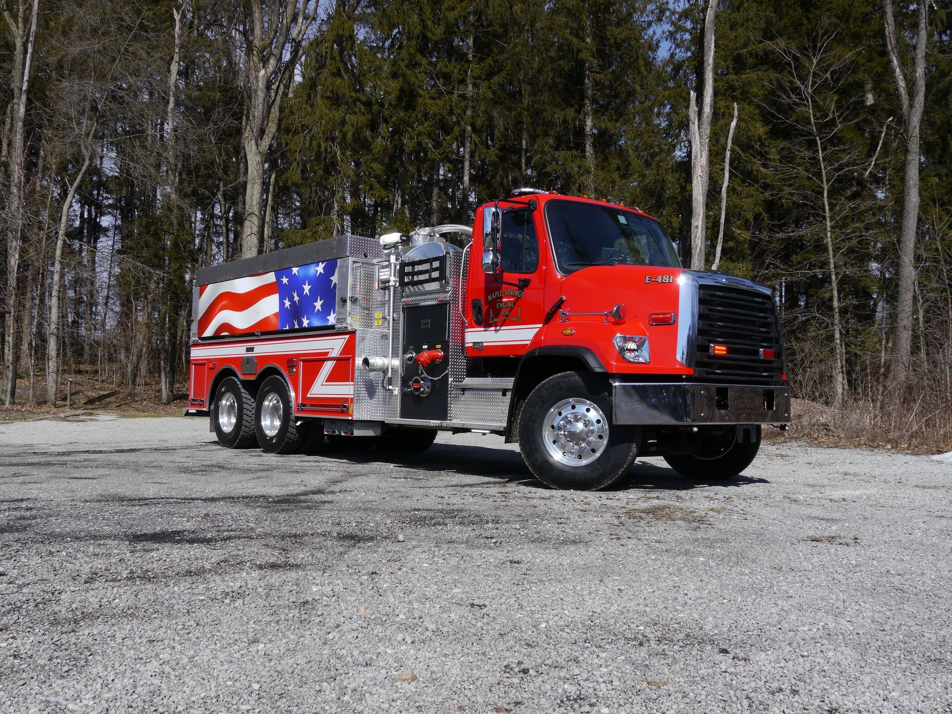 2025 Freightliner 108SD Plus, Cummins L9 400HP, 2600 Gallon Eagle QP, Hale 1250GPM Fire Pump, Firovac Power Double PortableTank Bracket.